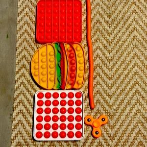 Orange fidget bundle:Excellent condition